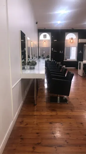 8 - Kates On Cameron