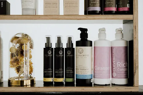 5 - Kathy’s Nail salon