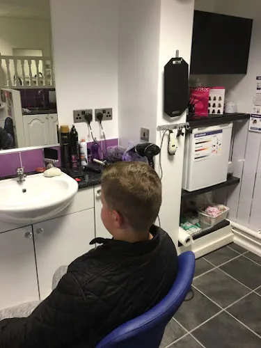 5 - Katie James Hair