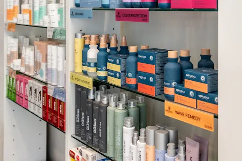 6 - Katie Upton Hair