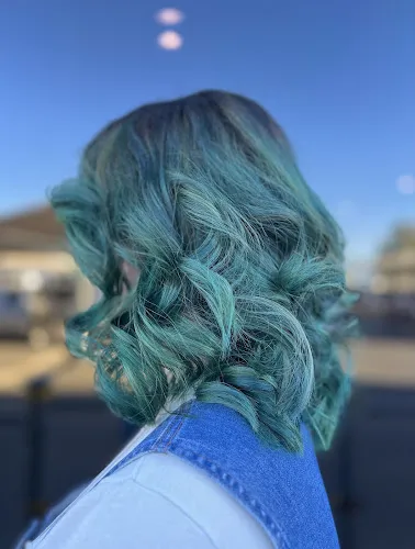 4 - Katie Upton Hair