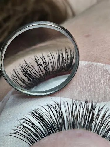 3 - Kazoo Hair Studio