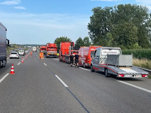 2 - Kfz-Huber | Werkstatt - Motorradwerkstatt - Reifendienst - Glasservice