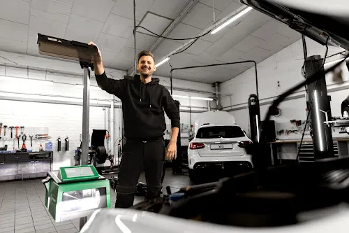 4 - KfZ Meisterbetrieb Meister Kammer, Hauke Kammer