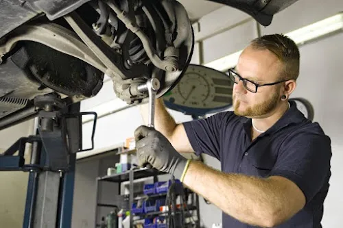 4 - KFZ-Meisterbetrieb Ronny Hopp GmbH