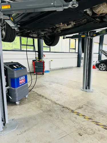 2 - KFZ-Meisterbetrieb Strunk