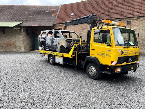 4 - Kfz Meisterwerkstatt & Abschleppdienst Serowiecki ACE UND ARCD PARTNER