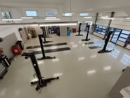 2 - KFZ-Meisterwerkstatt M.Perkola