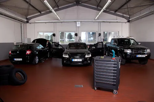 5 - KFZ-Meisterwerkstatt Performance Automobile Peitz UG