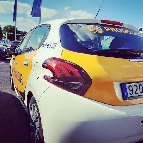 4 - KFZ Meisterwerkstatt u. Reifen Service Sauer