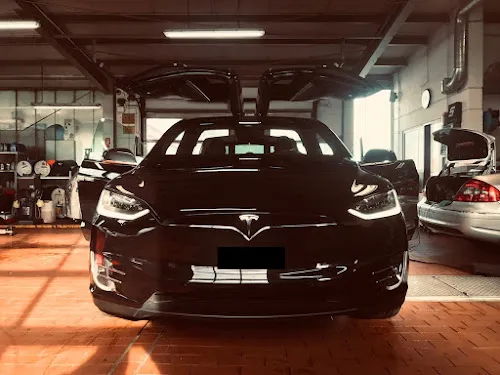 2 - Kfz-Service CAR & MORE (Meisterbetrieb)