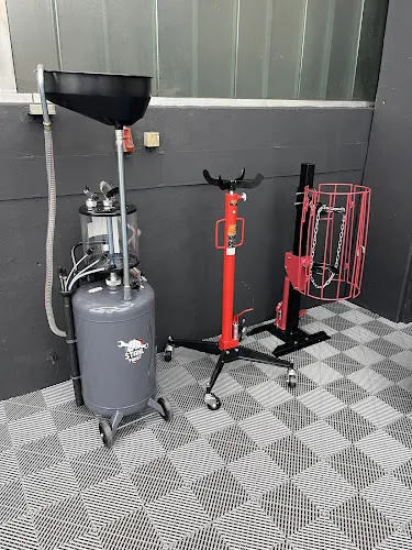 7 - KFZ Service Hense