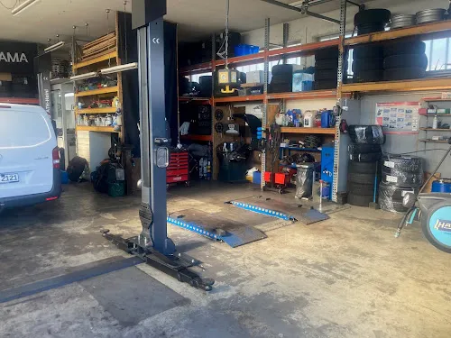 5 - Kfz-Service/Meisterbetrieb S. Bödicker, A.Esipov & S.Khani GBR