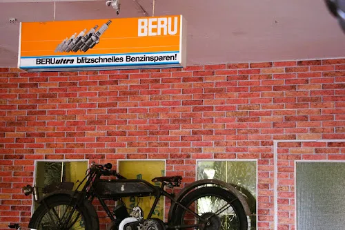 6 - KFZ Stumpf Meisterwerkstatt Reparaturen für Auto, Transporter, BENDA, Ural, Mash Motorräder.