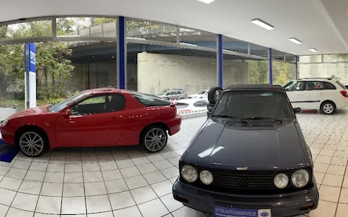 6 - KFZ-Werkstatt AZ