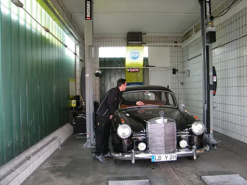 3 - KFZ Werkstatt LA