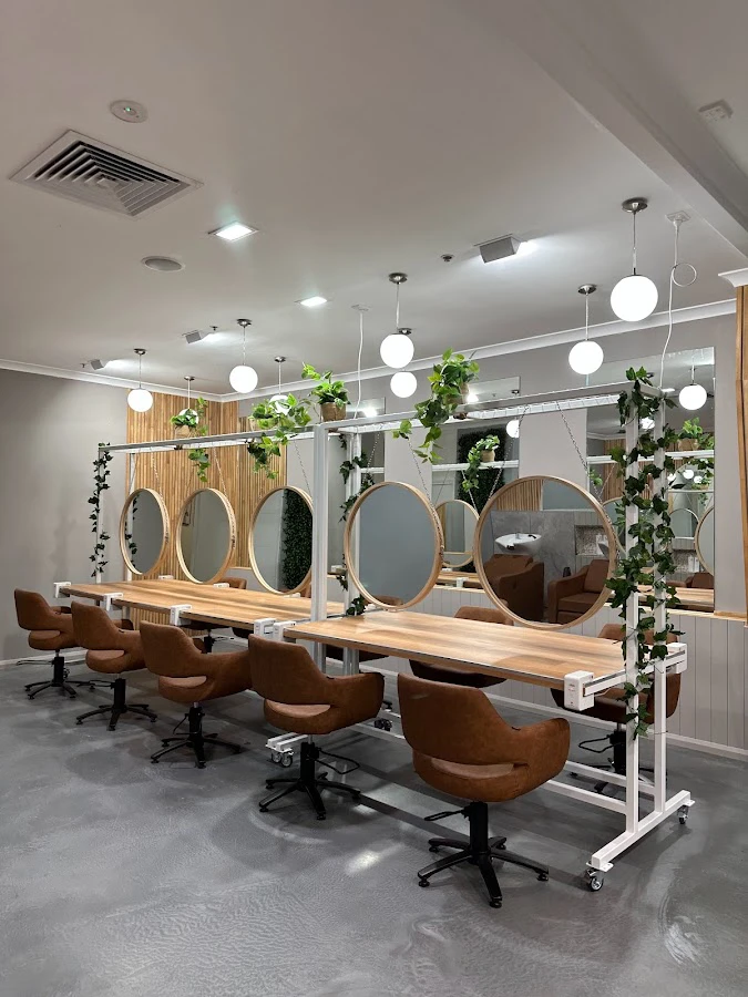 1 - K.Gs Hairdesigns