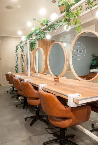 3 - K.Gs Hairdesigns