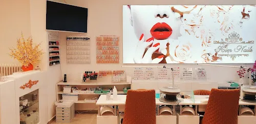 2 - Kims Beauty House