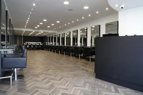 2 - Kims Glamorous Nails