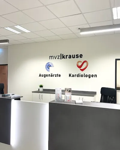 3 - Kinder- und Jugendärztin Frau Dr. med. S. Jungbluth