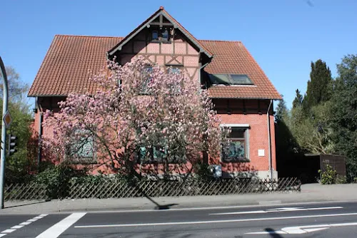 2 - Kinderärztliche Gemeinschaftspraxis S. Abbara-Oubari MD und M. Bethke