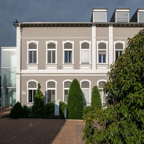 2 - Kinderarzt Dr. med. Jens Helge Holzhausen