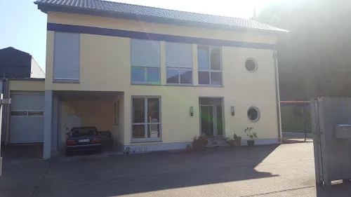 4 - Klaus & Axel Jost UG (haftungsbeschränkt)