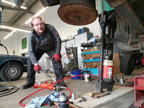 6 - Klaus Ritzmann KFZ-Reparatur