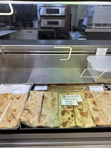 3 - Köz Iskender Kebab