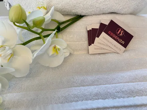 1 - Komals Beauty Mantra