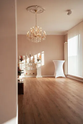 4 - Kopp & Style Beauty Atelier - Aachen