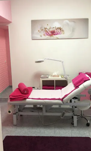 4 - Kosmetik am Forsthaus N° 5