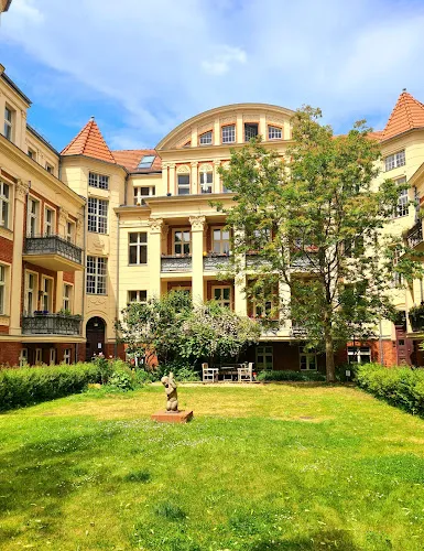 2 - Kosmetik & Wellness Christiane Lapuhs