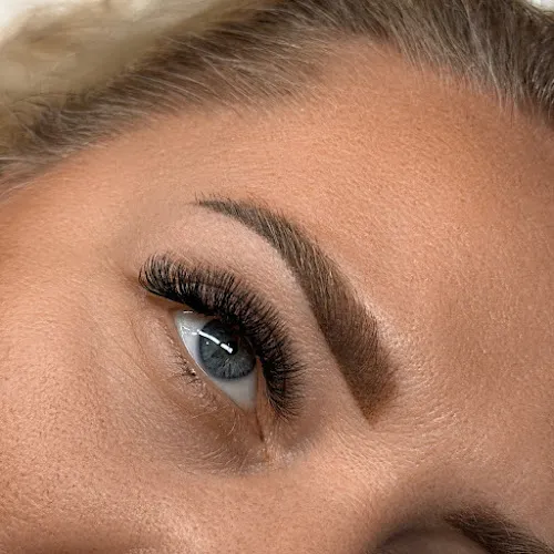 2 - Kosmetik Studio Lizy