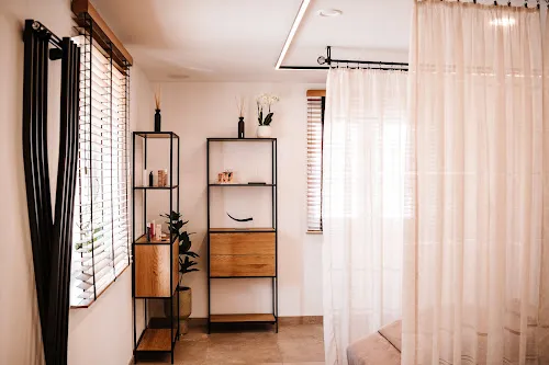 6 - Kosmetik Studio Marina