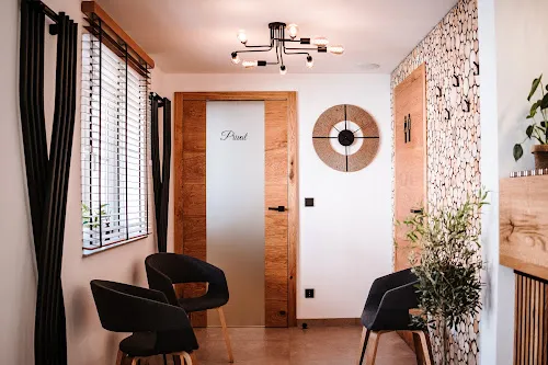 3 - Kosmetik Studio Marina