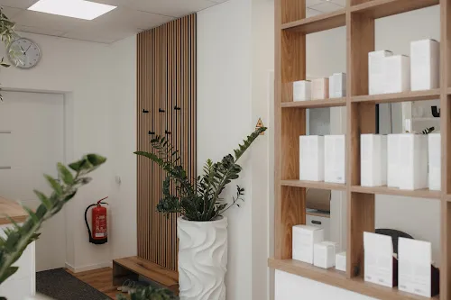 2 - Kosmetikstudio Birgit Fasching