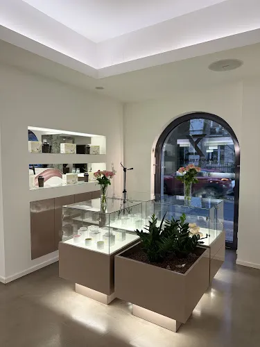 8 - Kosmetikstudio Eau de beautè