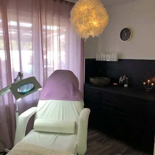 4 - Kosmetikstudio Goldstück by Lea Jordan