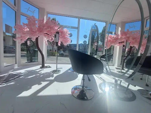 3 - Kosmetikstudio La Belle