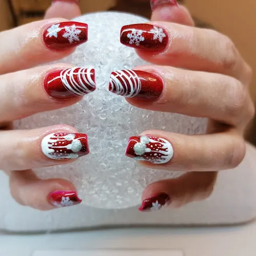 8 - Krallen-Stüberl