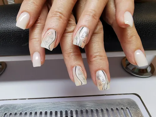 3 - Krallen-Stüberl