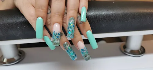 5 - Krallen-Stüberl