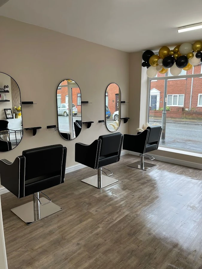 1 - Kreations Hair Studio