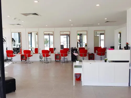 1 - KthreeG hairstage City