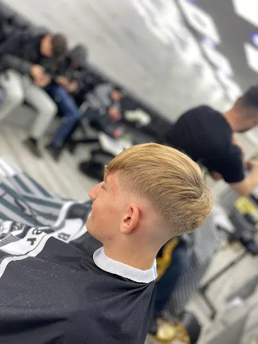 4 - L-M Beauty By Kate