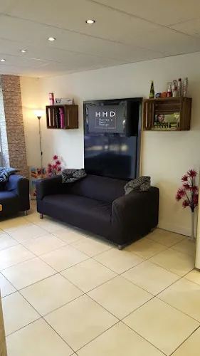 2 - L Styles Unisex Hair Salon