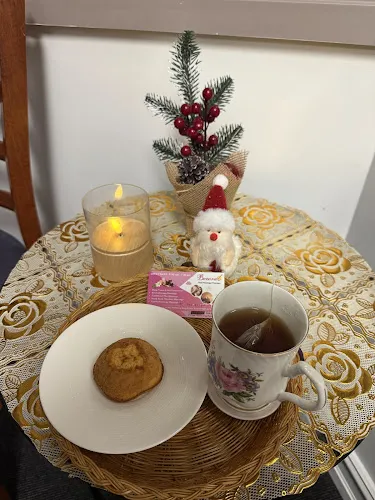 7 - La Bonz Hair Studio