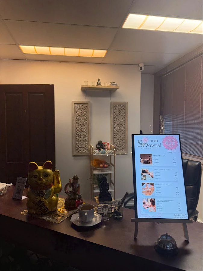 1 - La Bonz Hair Studio